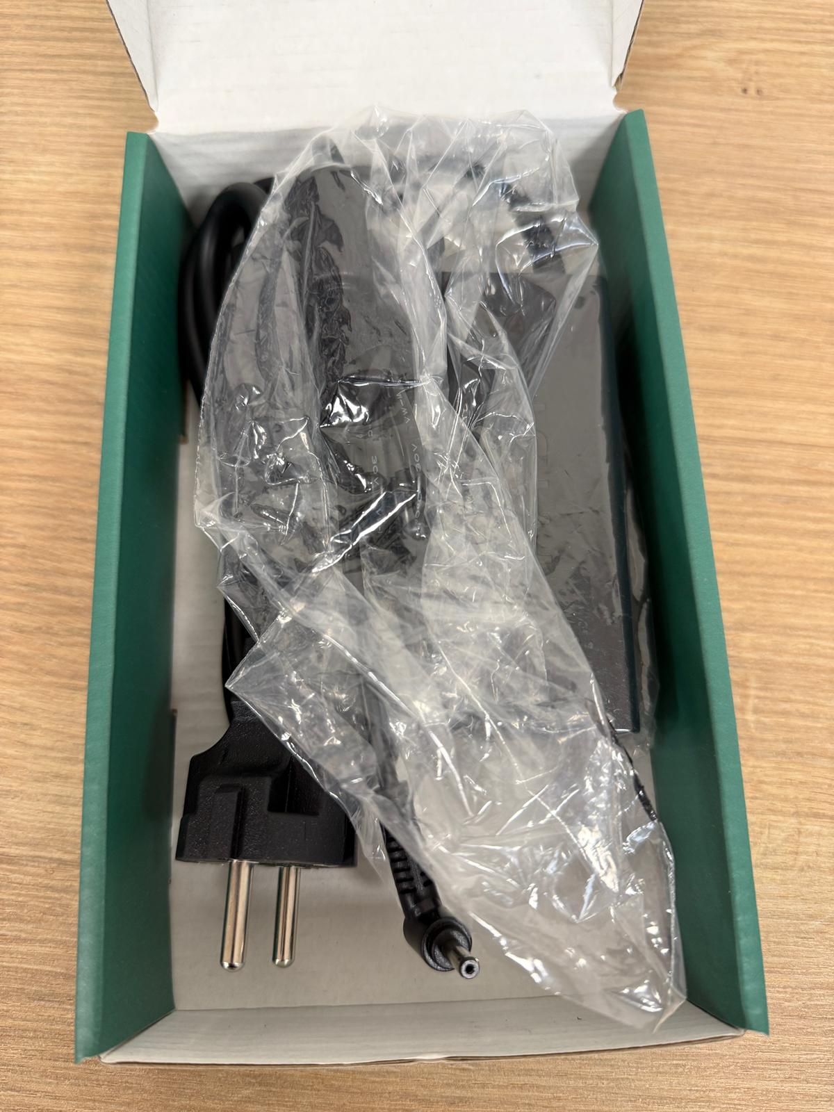 Asus Laptop Notebook Adaptör 19,5V 3,42A - İnce Uç